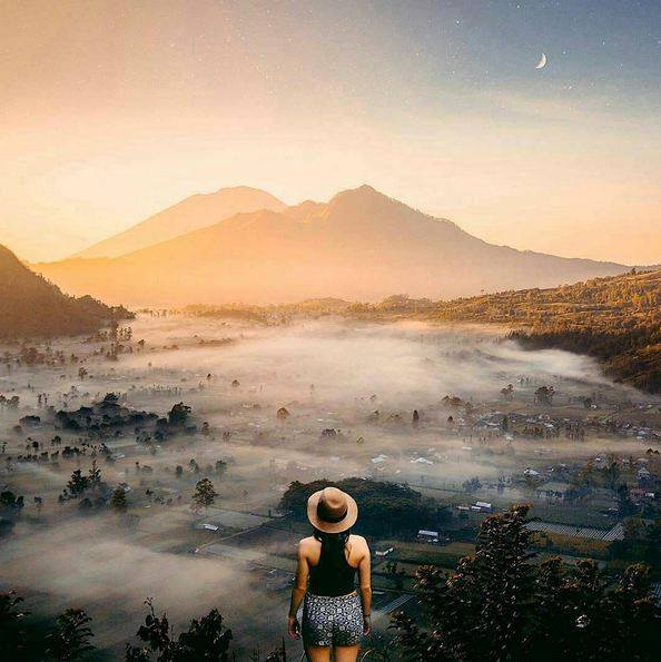 el volcan batur y el ago batur 